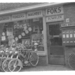 Foks, rijwielen, Goeverneurlaan 544, ca. 1960