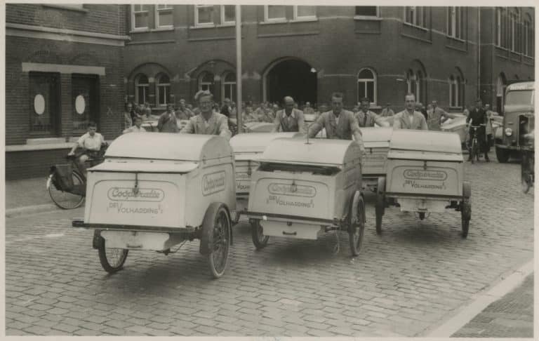 Coöp. De Volharding, bakkerij, Delftselaan 58, ca. 1950
