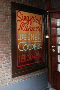 S. Münzer, coupeur, Zoutmanstraat 27, 2007