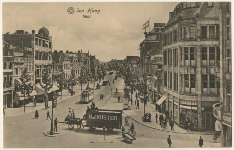 H.J. Kuster, verhuizingen en meubelopslag, gedempte Burgwal 26-28, ca. 1915