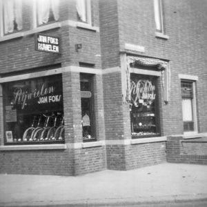 Foks, rijwielen, Jan ten Brinkstraat 102, 1944