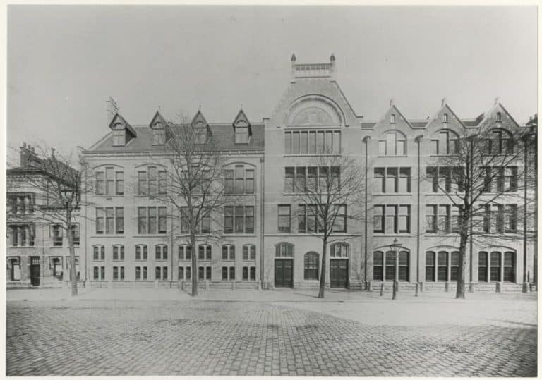 SDU, Fluwelen Burgwal 18, ca. 1910