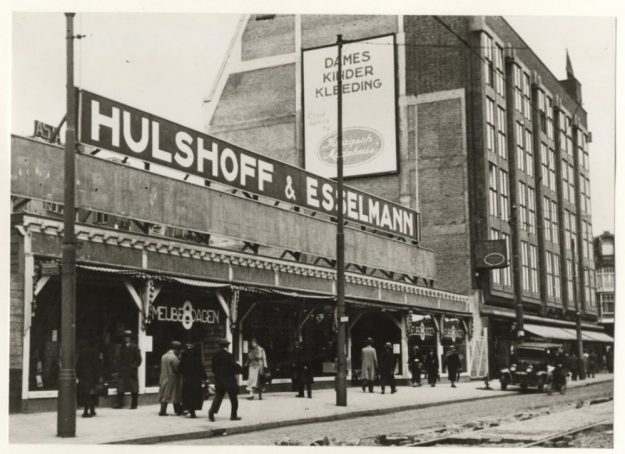 Hulshoff en Esselman, meubelwinkel, Grote Marktstraat, ca. 1930