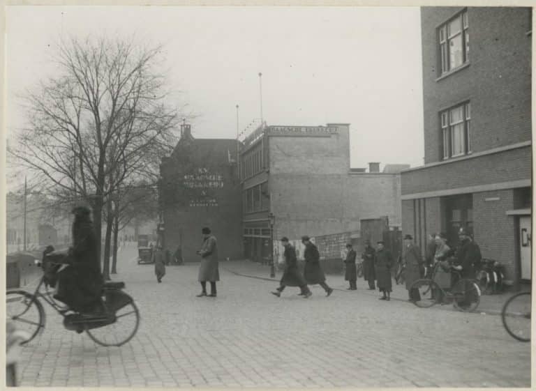 Haagsche Drukkerij en Uitgeversmaatschappij, Boomsluiterskade 20, 1936