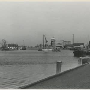 Blonk, graanmaalderij, Oostvlietweg, Leidschendam, 1943