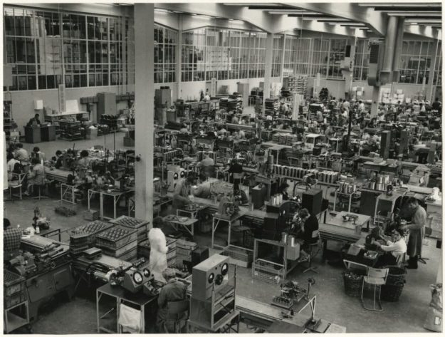 Blik, Ruton, elektrische apparatuur, Televisiestraat, ca. 1957