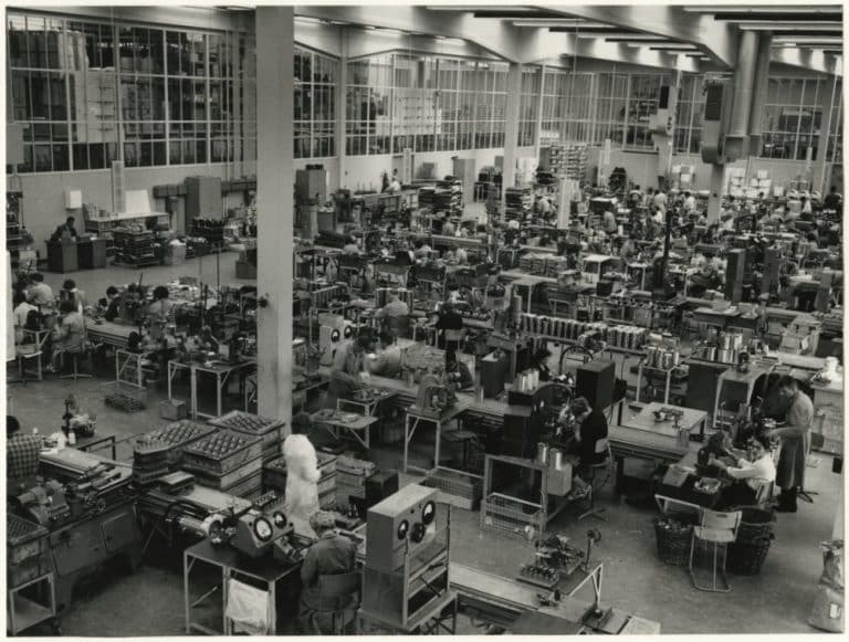 Blik, Ruton, elektrische apparatuur, Televisiestraat, ca. 1957