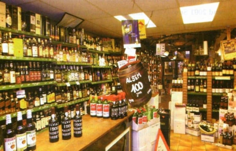 J.P. Alsem, slijterij, Loosduinseweg 693, jaren 80