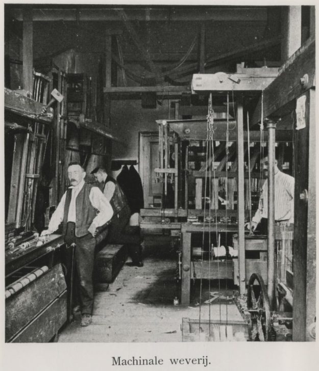 A.A. Knuijver & Zonen, passementmakerij, Gedempte Raamstraat 11-12, 1913