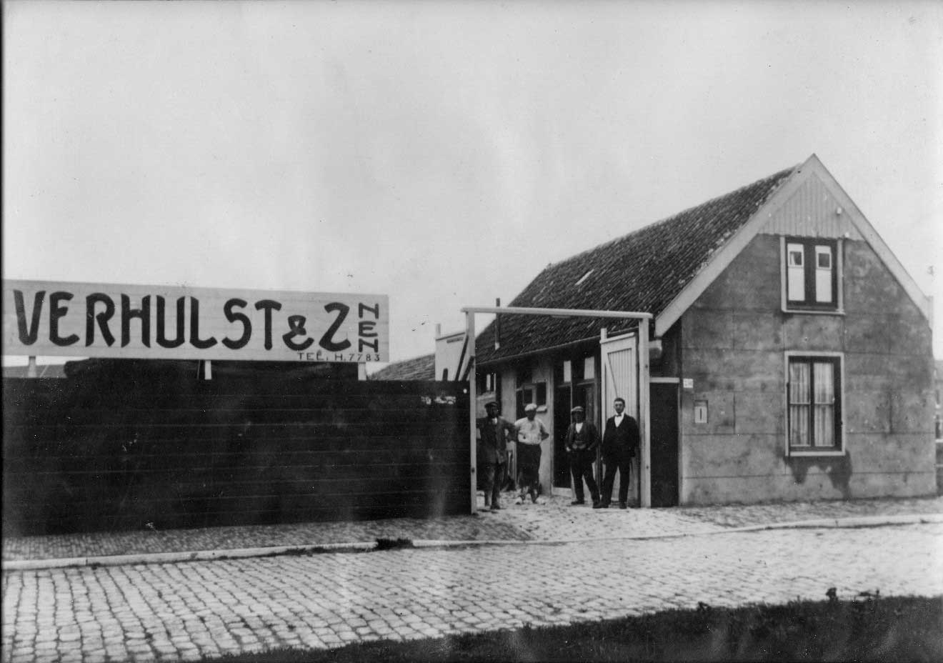 Verhulst, bouwmaterialenhandel, Waldorpstraat 250, jaren 20