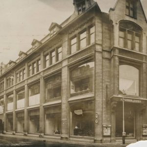 Pander, meubelwinkel, 1e Wagenstraat 21, ca. 1905