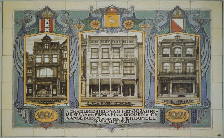 H. van Dooren, modewinkel, Plaats 20, 2010