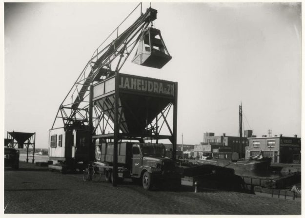 Heijdra, aannemingsbedrijf , Calandkade, ca. 1950