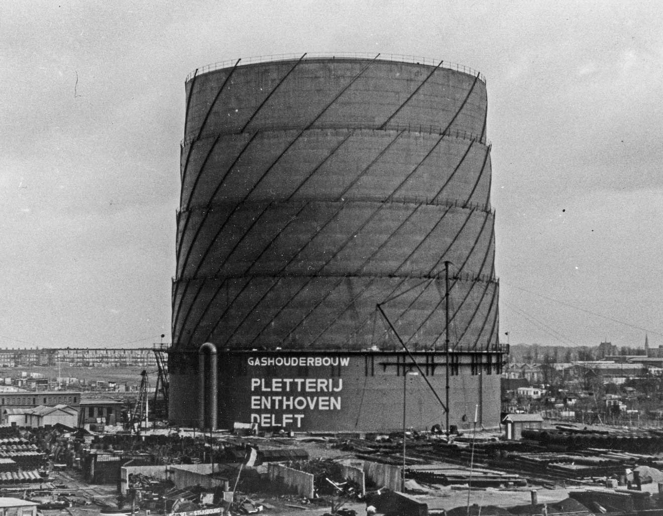 Tweede Gemeente Gasfabriek, Trekvlietplein 1, ca. 1957