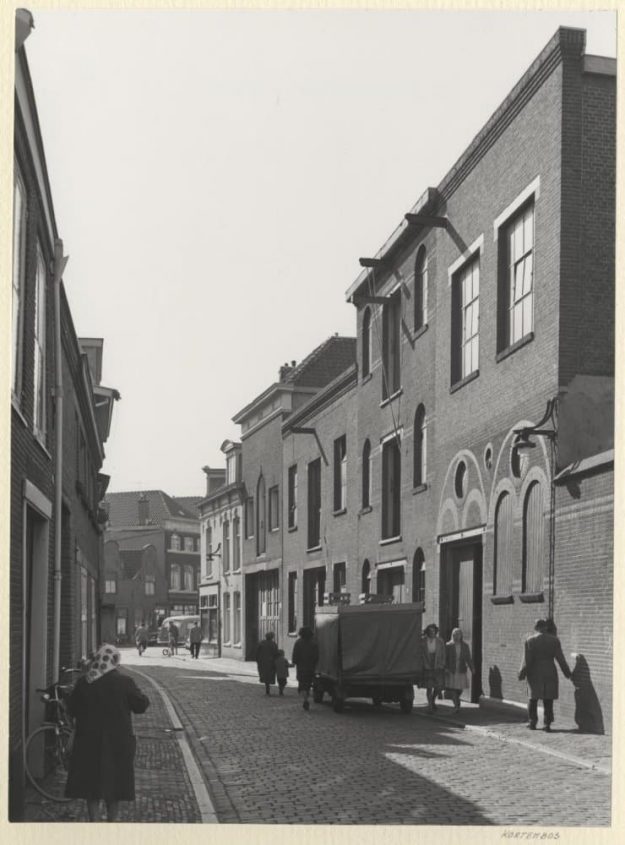 G. van Weers, papierrecycling, Kortenbos 7, 1962