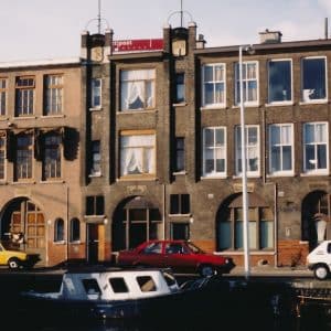 Frijlink & Van Putten, beurtvaartbedrijf, Leeghwaterkade, 1989