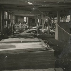 H. Pander, meubelfabriek, Geestbrugkade 23, jaren 50