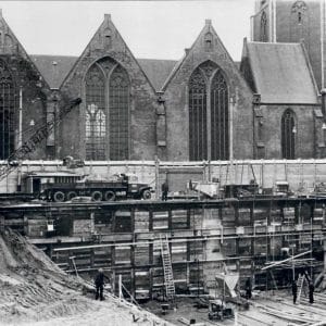 Van Eck, sloopwerken, grondwerkzaamheden postkantoor kerkplein, jaren 50