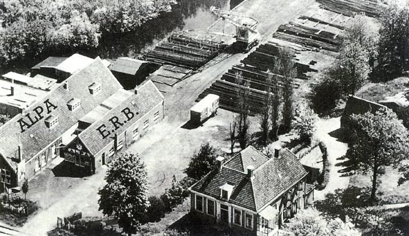 ALPA, fabriek van pannensponzen, Veursestraatweg 106, Leidschendam, ca. 1950