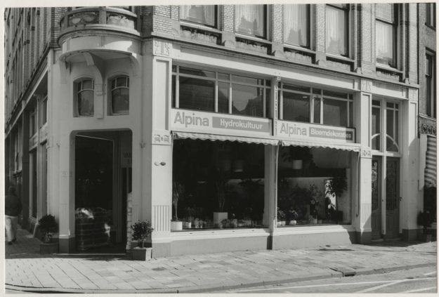 Alpina, bloemenwinkel, Kneuterdijk 1990