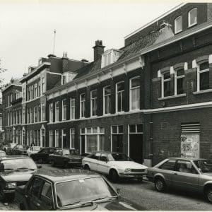 Rippen, piano's, Bilderdijkstraat 153, 1981