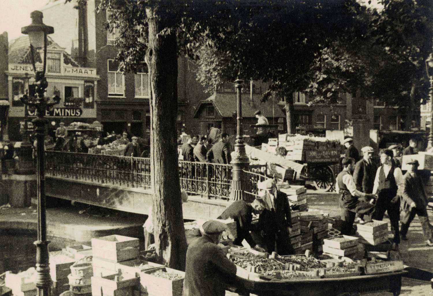 Markt, Noordwal, draaibrug Enthoven, ca. 1930