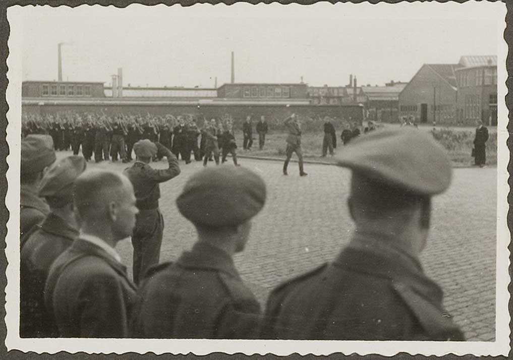 RAC, 1e van der Kunstraat, 1945