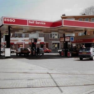 Herweijer, benzinestation, Lijsterbesplein, ca. 1990