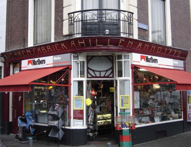 Firma Hillen, sigaren, Prinsestraat 134, hoek Noordwal, 2005