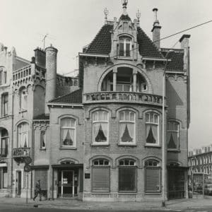 Hoonhoud, boekwinkel, Laan van Meerdervoort 213, 1966