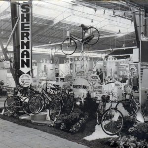 Foks, rijwielen, Goeverneurlaan 544, jaren 60