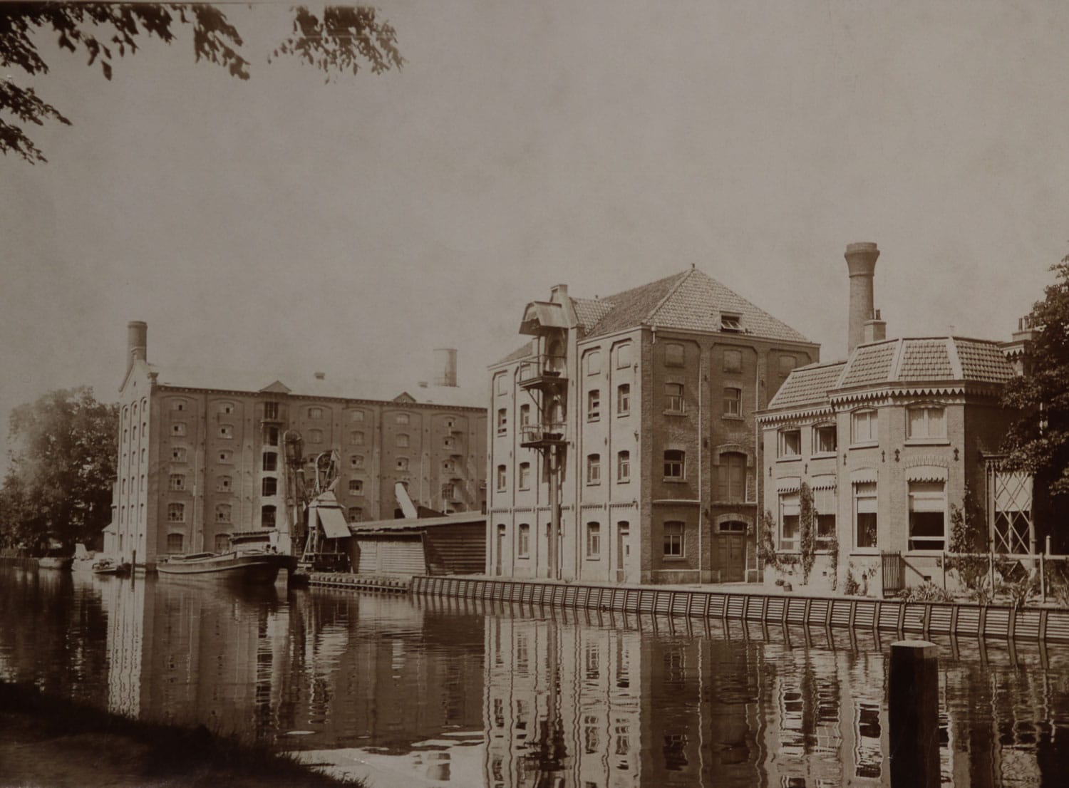 Koechlin, meelfabriek, Trekvliet, ca. 1860