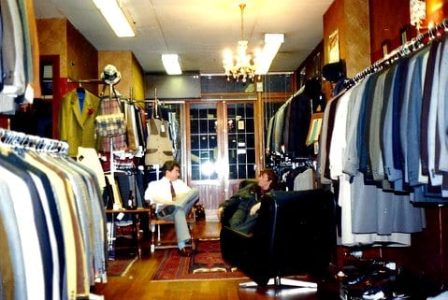 De zithoek in de winkel, 1990.