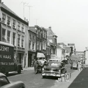 L. van Leenen, meubelfabriek en houthandel, Slijkeinde 15, 1961