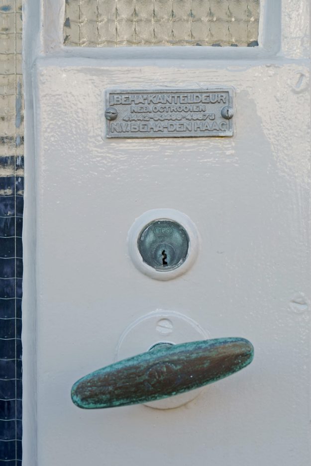 Laurens, sigarettenfabriek, Saturnusstraat 60, 2019