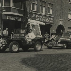 Redtax, taxi's, Huygenspark 9, 1948