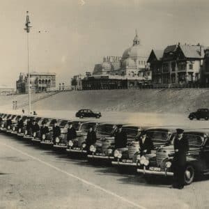 Redtax, taxi's, Huygenspark 9, 1948