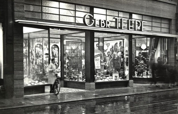 Gebr. Teepe, Boekhorststraat 19, 1952.