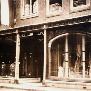 Gebr. Teepe, hoofdlocatie Boekhorststaat 23, 1910.