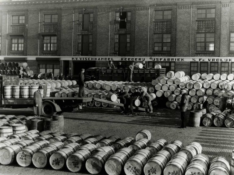 Vrolijk, rederij, Visserhavenweg 35-37, 1955