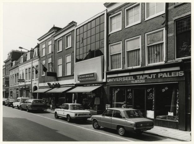 Het Broekenhuis, kleding, Boekhorststraat 47-49, 1979