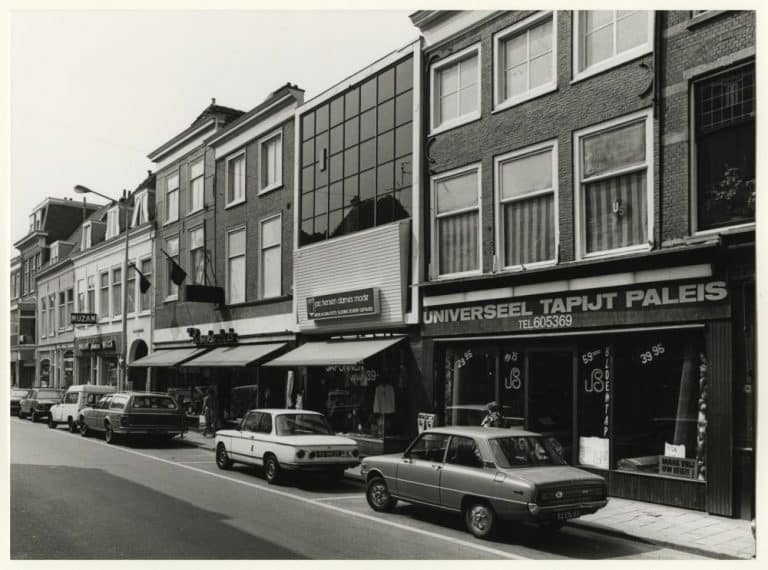 Het Broekenhuis, kleding, Boekhorststraat 47-49, 1979