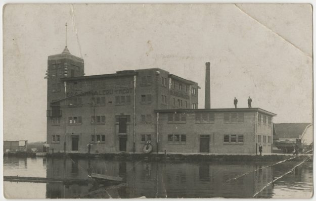 Blonk, graanmaalderij, Oostvlietweg, Leidschendam, 1925