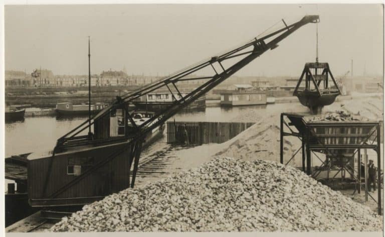 Verhulst & Zonen, bouwmaterialen, Calandkade 152, 1927