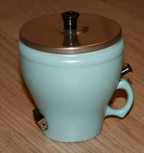 J.M.M. van den Broek, koperslager, Witte de Withstraat 18, 2010