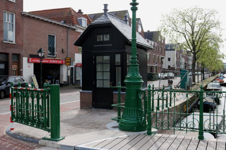 L.I. Enthoven & Co, Hemsterhuisstraat, 2024