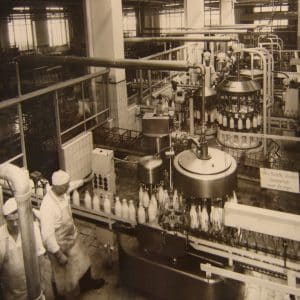 De Sierkan, Flessenfabriek, Lulofsstraat, 1936