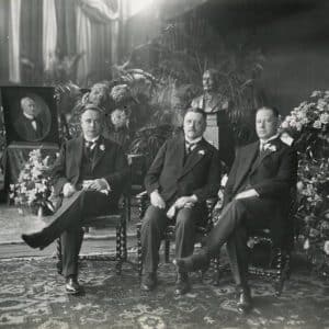 J.B. van Heijst en zonen, Cruquiuskade, 1930
