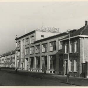 Auto-Palace, Binckhorstlaan 312-318, 1954