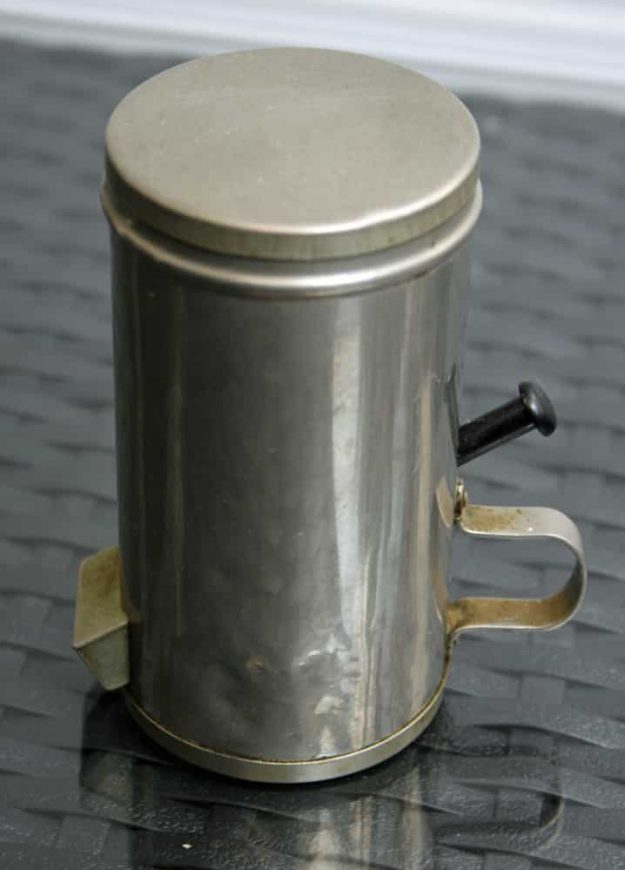 J.M.M. van den Broek, koperslager, suikerpotten, Witte de Withstraat 18, 2010